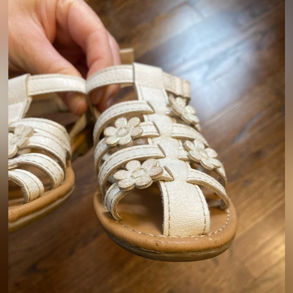 Carter's toddler girl size 8 fisherman sandals Lourdes floral glitter closed toe - Picture 12 of 16